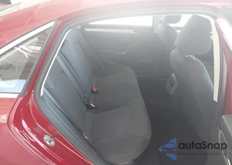 2016 Volkswagen Passat 1.8T S из США, поврежденный, VIN 1VWAT7A39GC055825